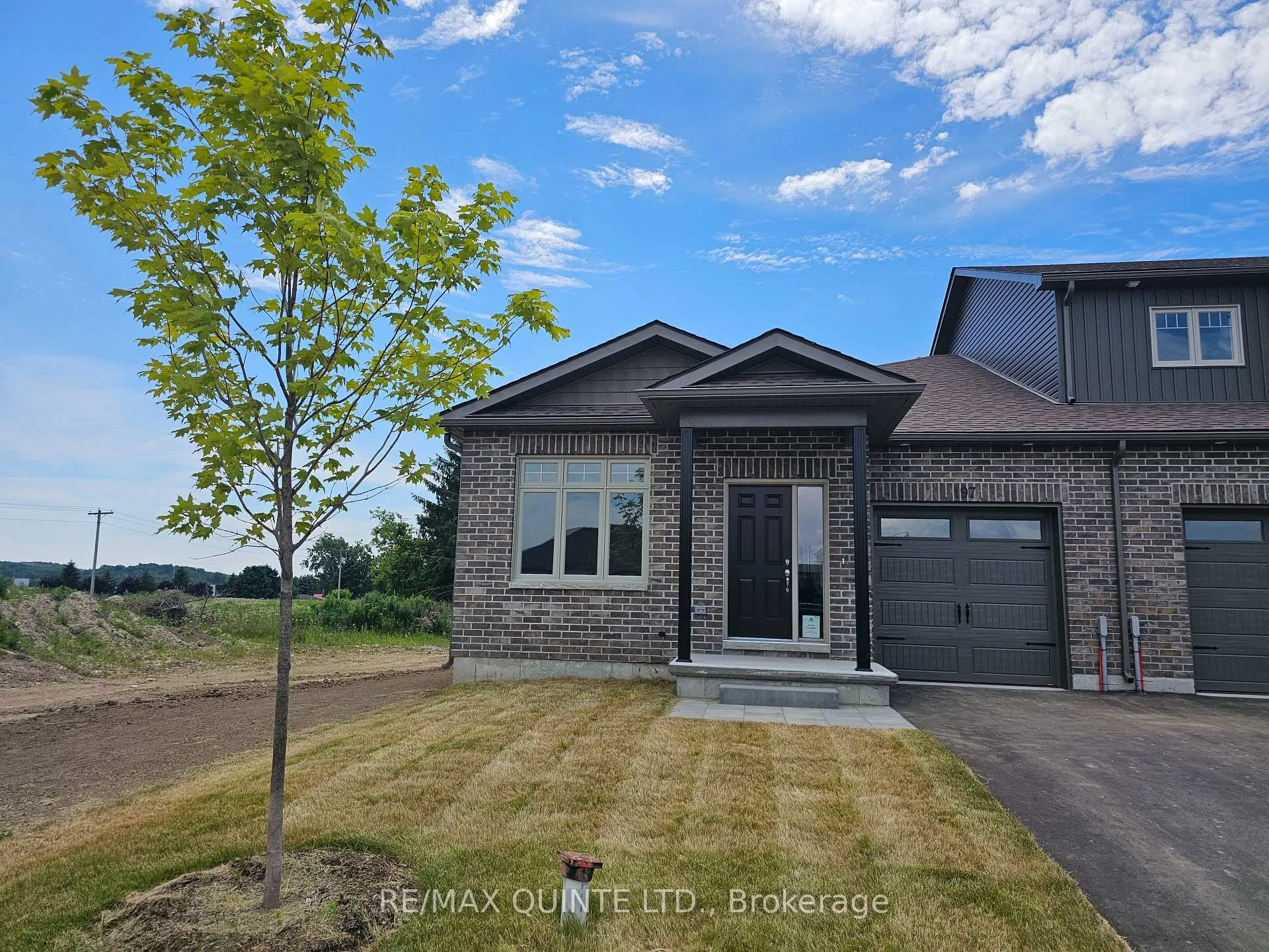 Photo 2 of 197 Beasley Crescent, Prince Edward County, Hallowell Ward — HOMEH