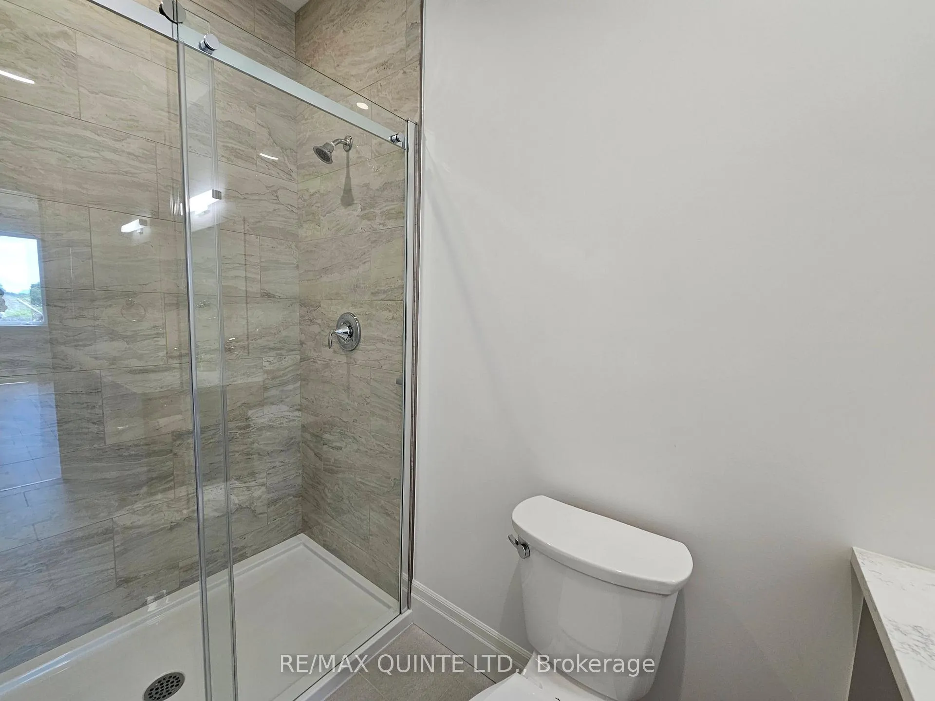 Photo 17 of 197 Beasley Crescent, Prince Edward County, Hallowell Ward — HOMEH