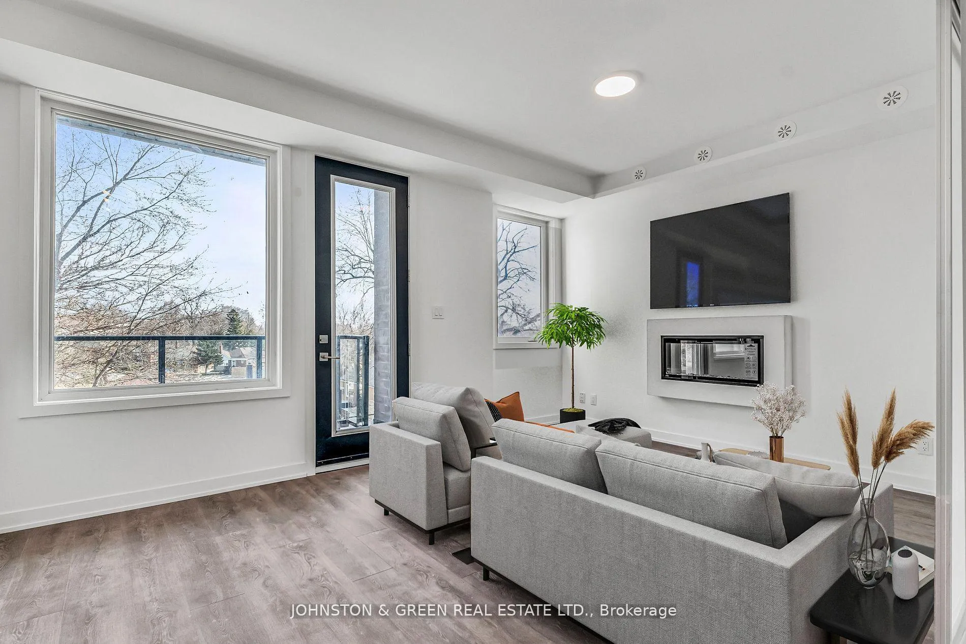 Photo 1 of 1479 O'Connor Drive, Toronto, O'Connor-Parkview — HOMEH