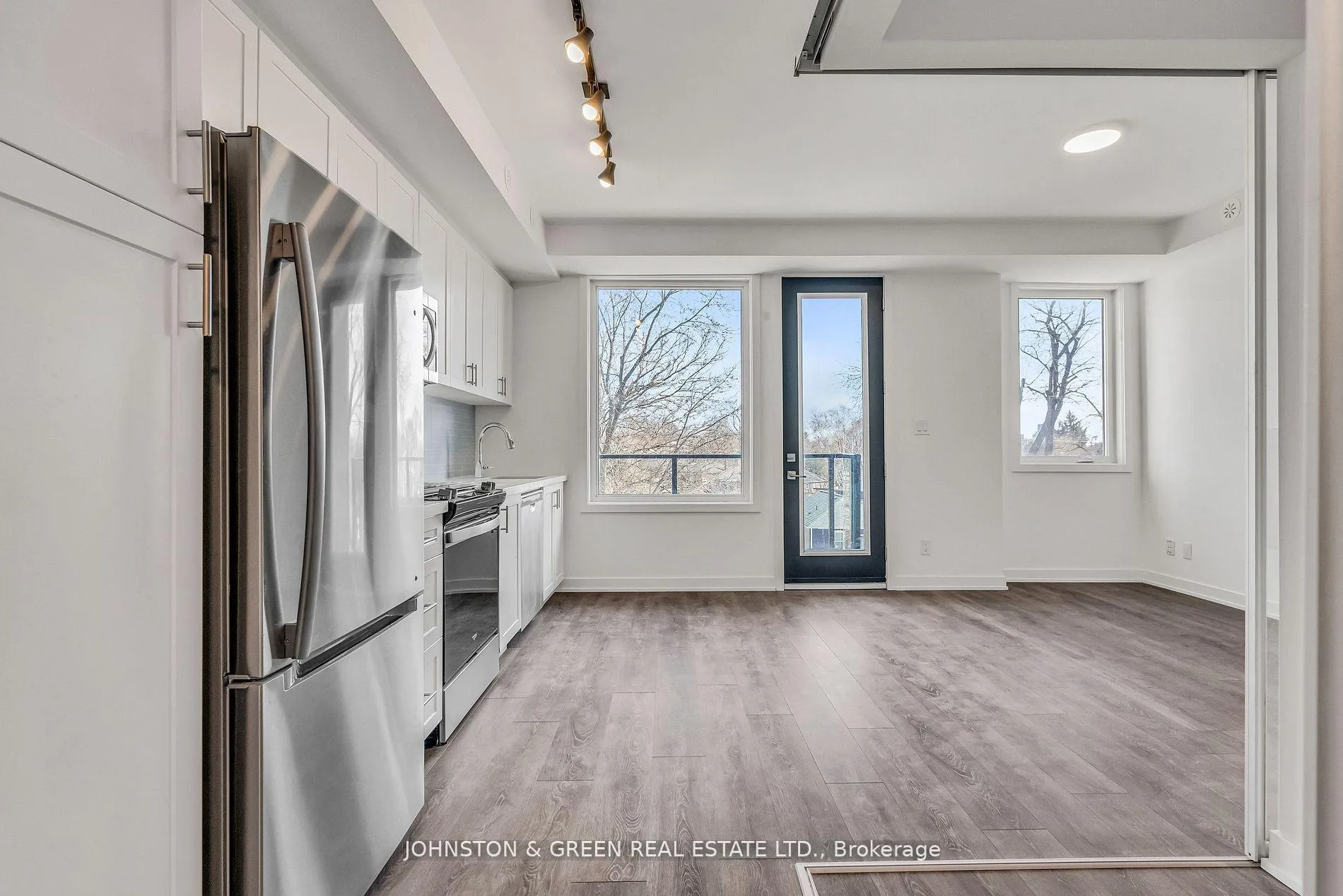 Photo 3 of 1479 O'Connor Drive, Toronto, O'Connor-Parkview — HOMEH
