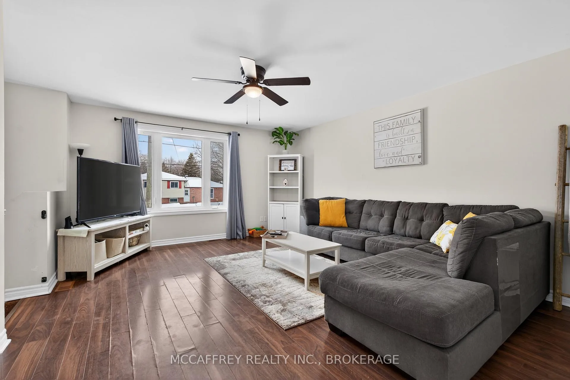 Photo 3 of 132 Brant Street, Deseronto, Deseronto (Town) — HOMEH