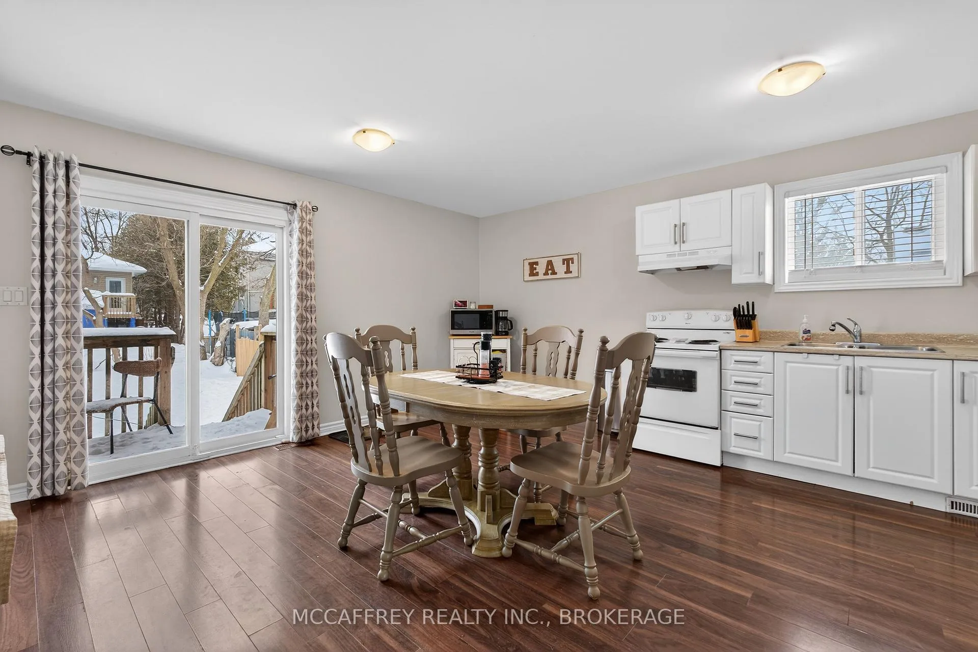 Photo 6 of 132 Brant Street, Deseronto, Deseronto (Town) — HOMEH