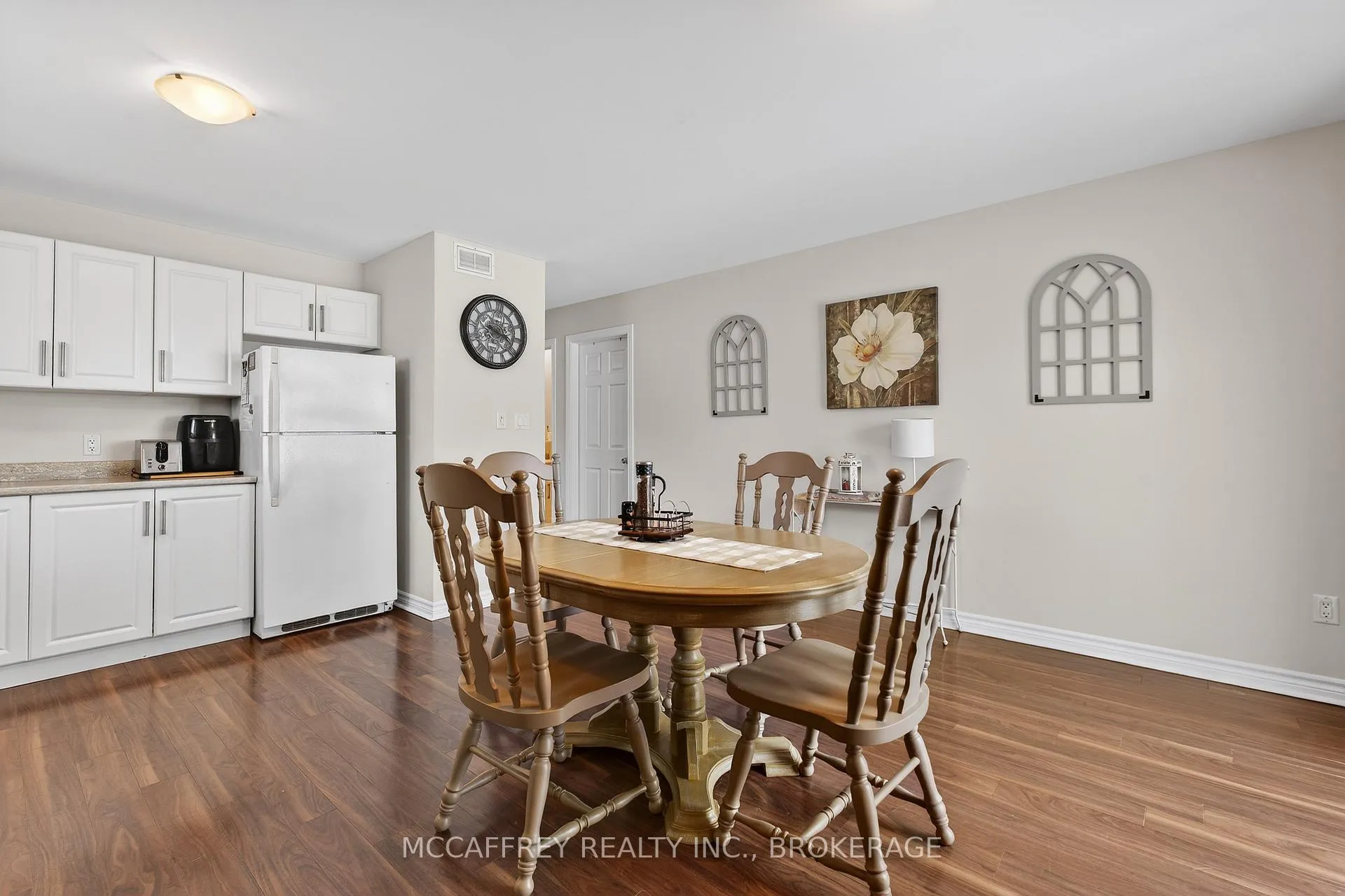 Photo 8 of 132 Brant Street, Deseronto, Deseronto (Town) — HOMEH