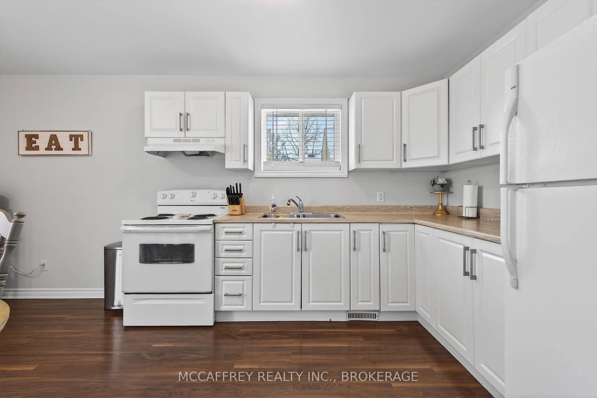 Photo 10 of 132 Brant Street, Deseronto, Deseronto (Town) — HOMEH