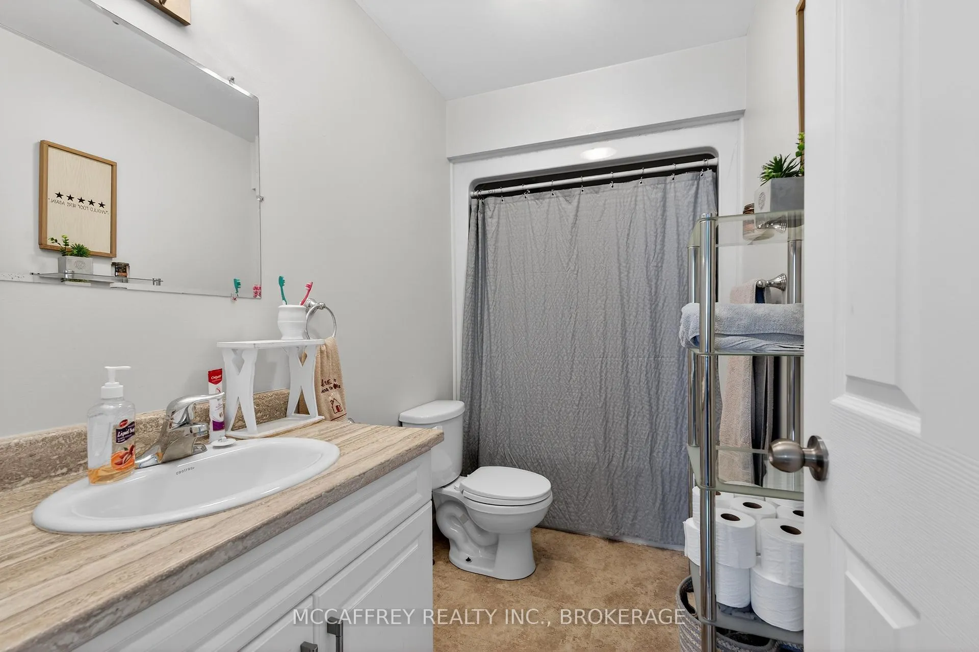 Photo 13 of 132 Brant Street, Deseronto, Deseronto (Town) — HOMEH