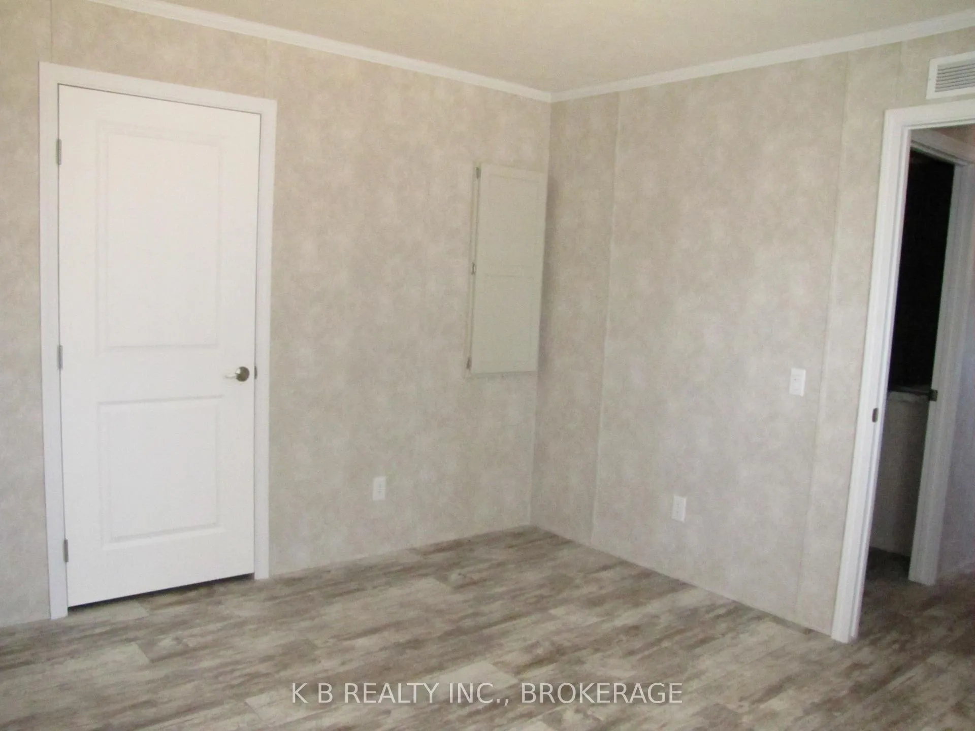 Photo 12 of 1 Parkington Place, Kingston, Rideau — HOMEH