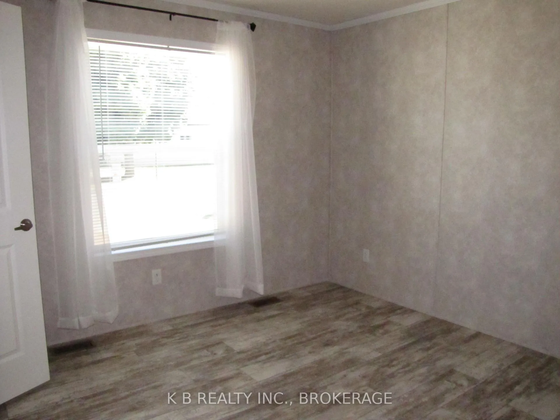 Photo 15 of 1 Parkington Place, Kingston, Rideau — HOMEH