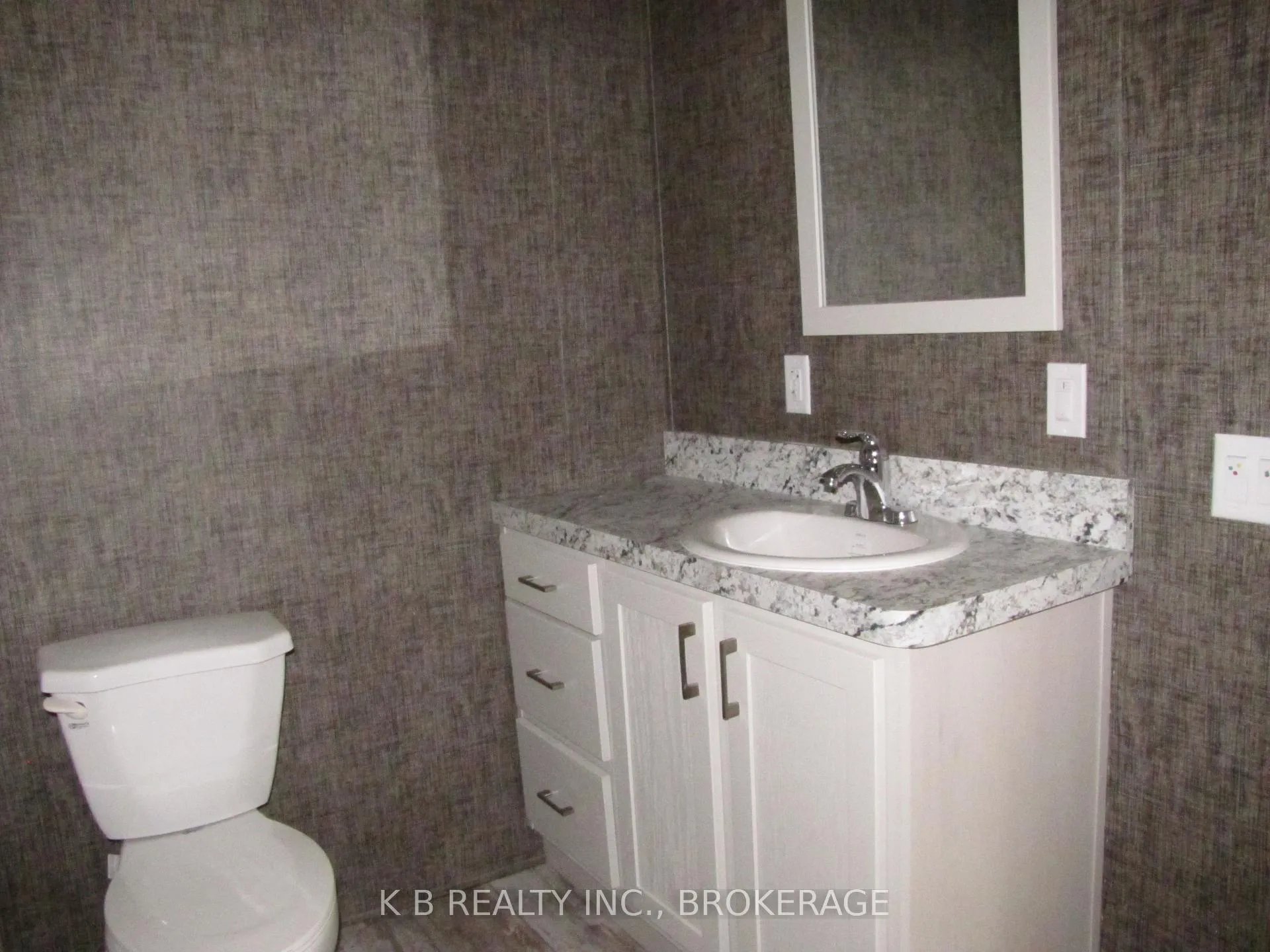 Photo 18 of 1 Parkington Place, Kingston, Rideau — HOMEH