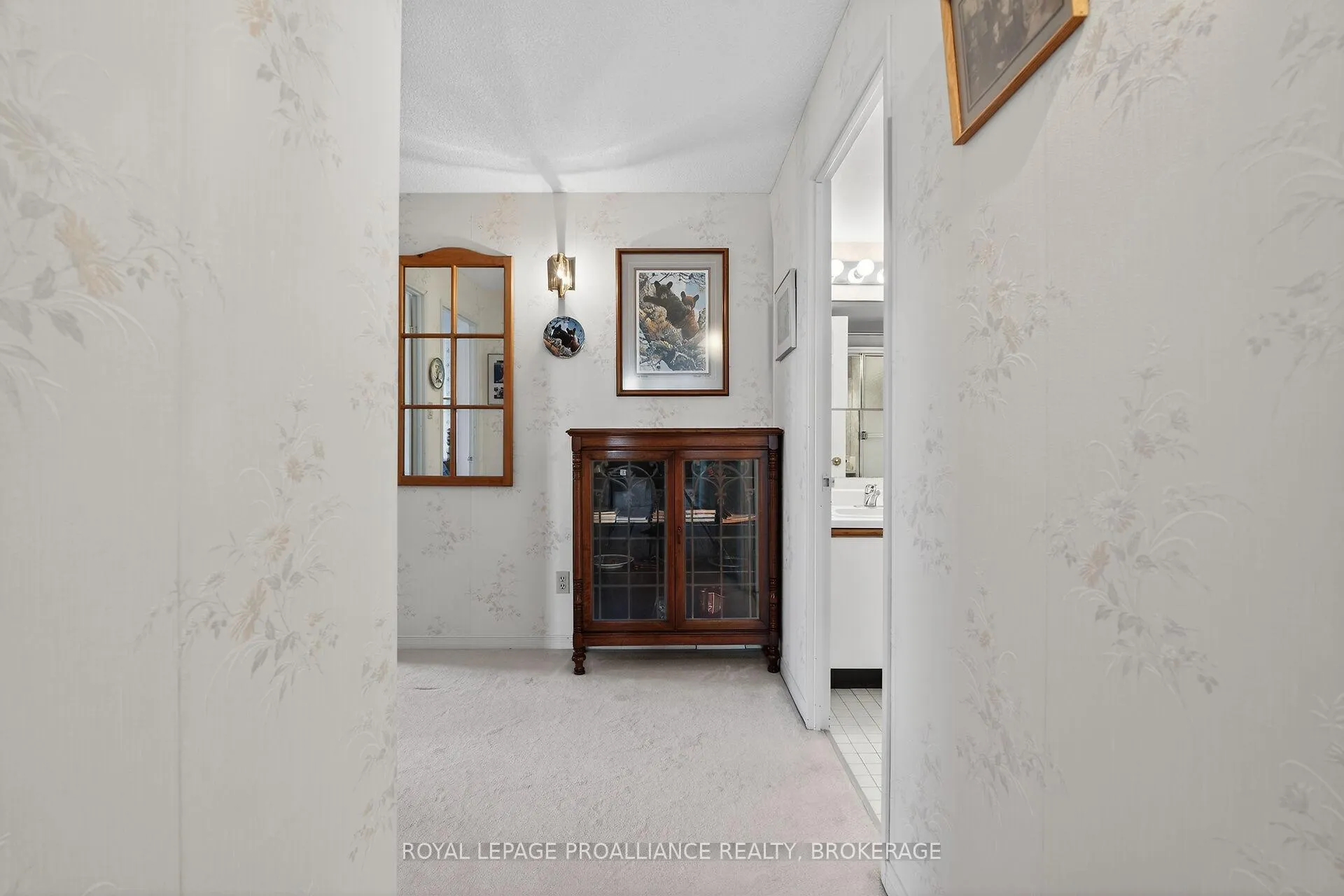 Photo 16 of Unit 606, 257 Bath Road, Kingston, West of Sir John A. Blvd — HOMEH