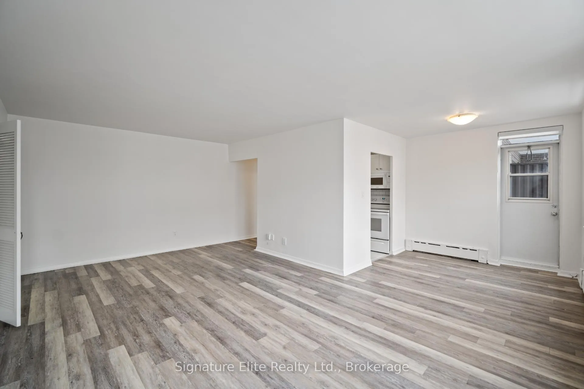 Photo 6 of Unit 504, 345 Lonsdale Road, Toronto, Forest Hill South — HOMEH