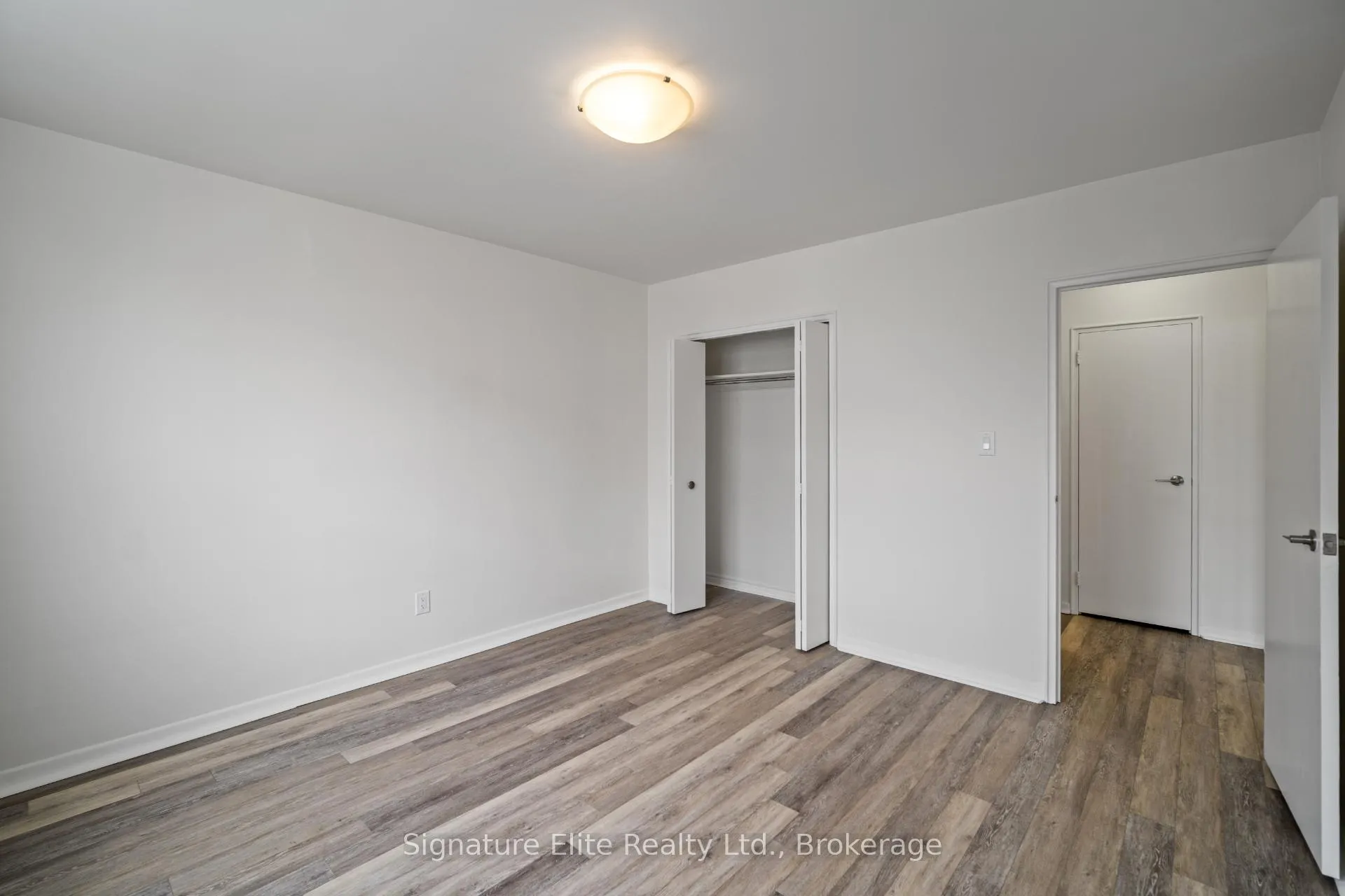 Photo 7 of Unit 504, 345 Lonsdale Road, Toronto, Forest Hill South — HOMEH