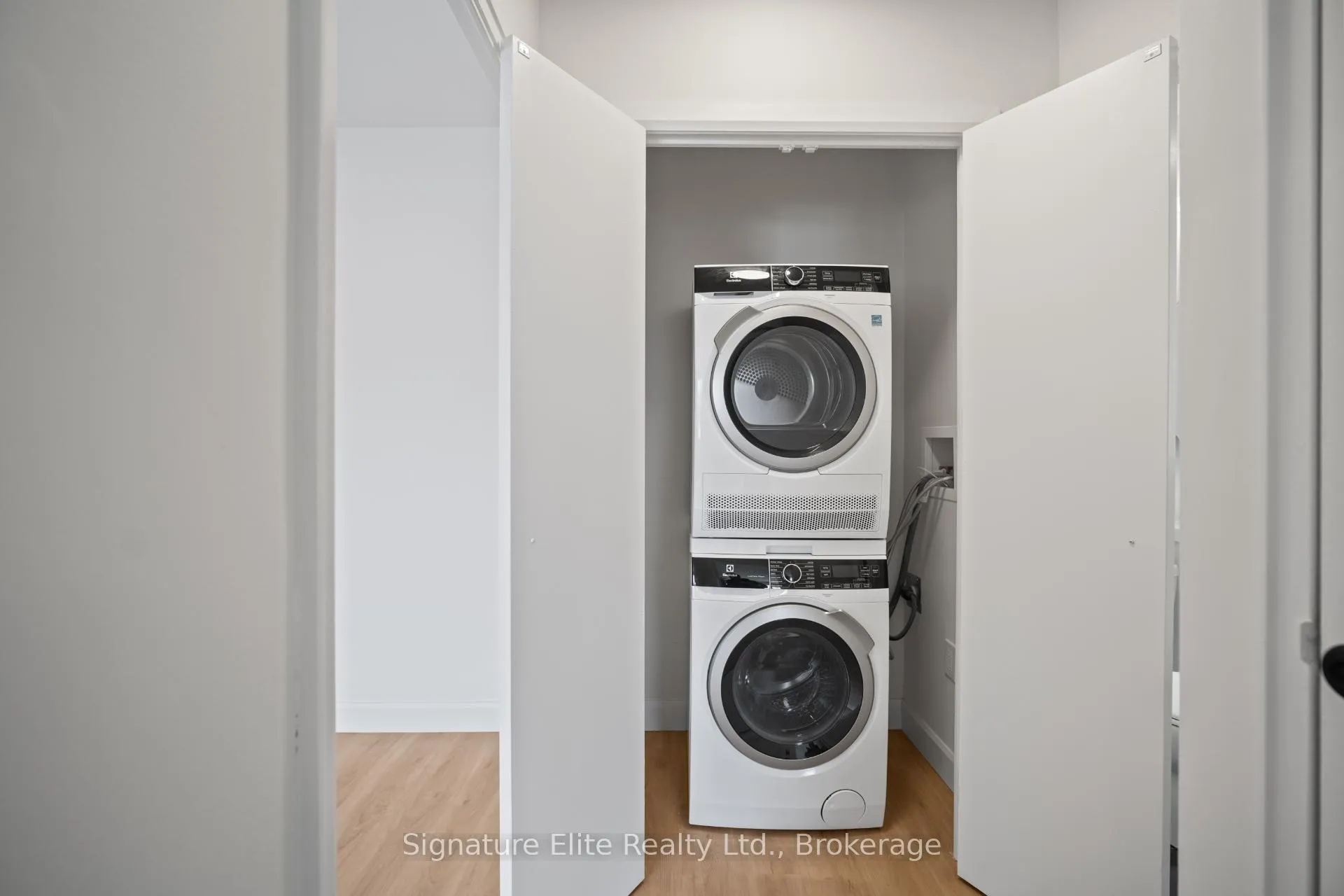 Photo 11 of Unit 308, 345 Lonsdale Road, Toronto, Forest Hill South — HOMEH