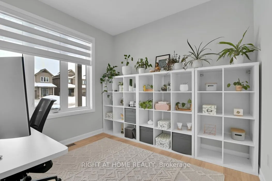 Photo 4 of 785 Cappamore Drive, Ottawa, Barrhaven - Half Moon Bay — HOMEH