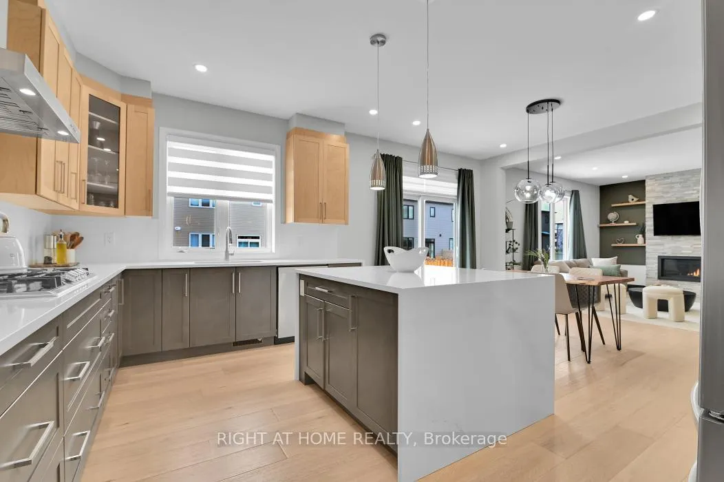 Photo 12 of 785 Cappamore Drive, Ottawa, Barrhaven - Half Moon Bay — HOMEH
