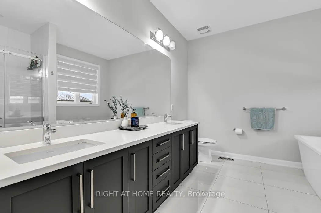Photo 20 of 785 Cappamore Drive, Ottawa, Barrhaven - Half Moon Bay — HOMEH