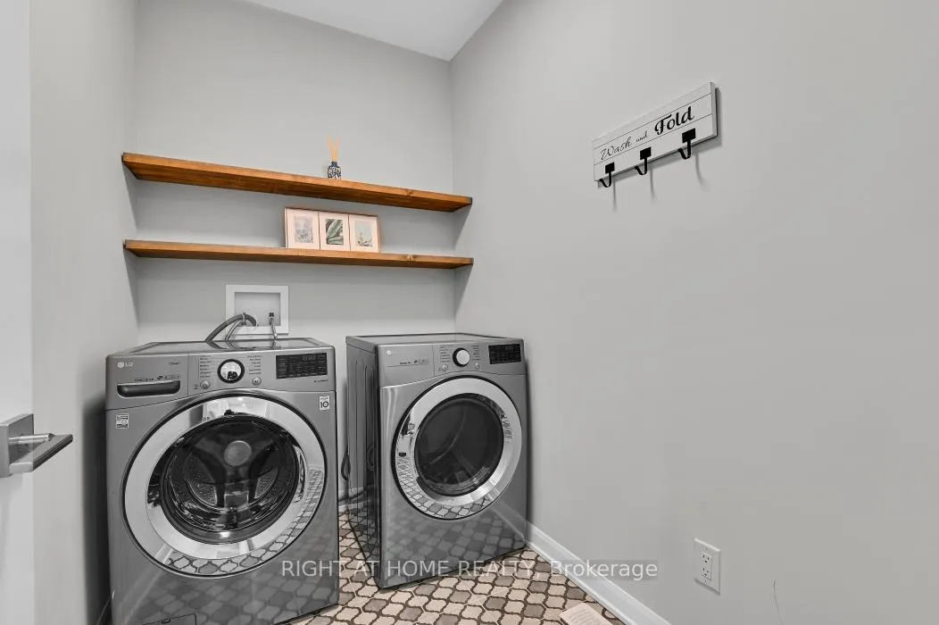 Photo 27 of 785 Cappamore Drive, Ottawa, Barrhaven - Half Moon Bay — HOMEH