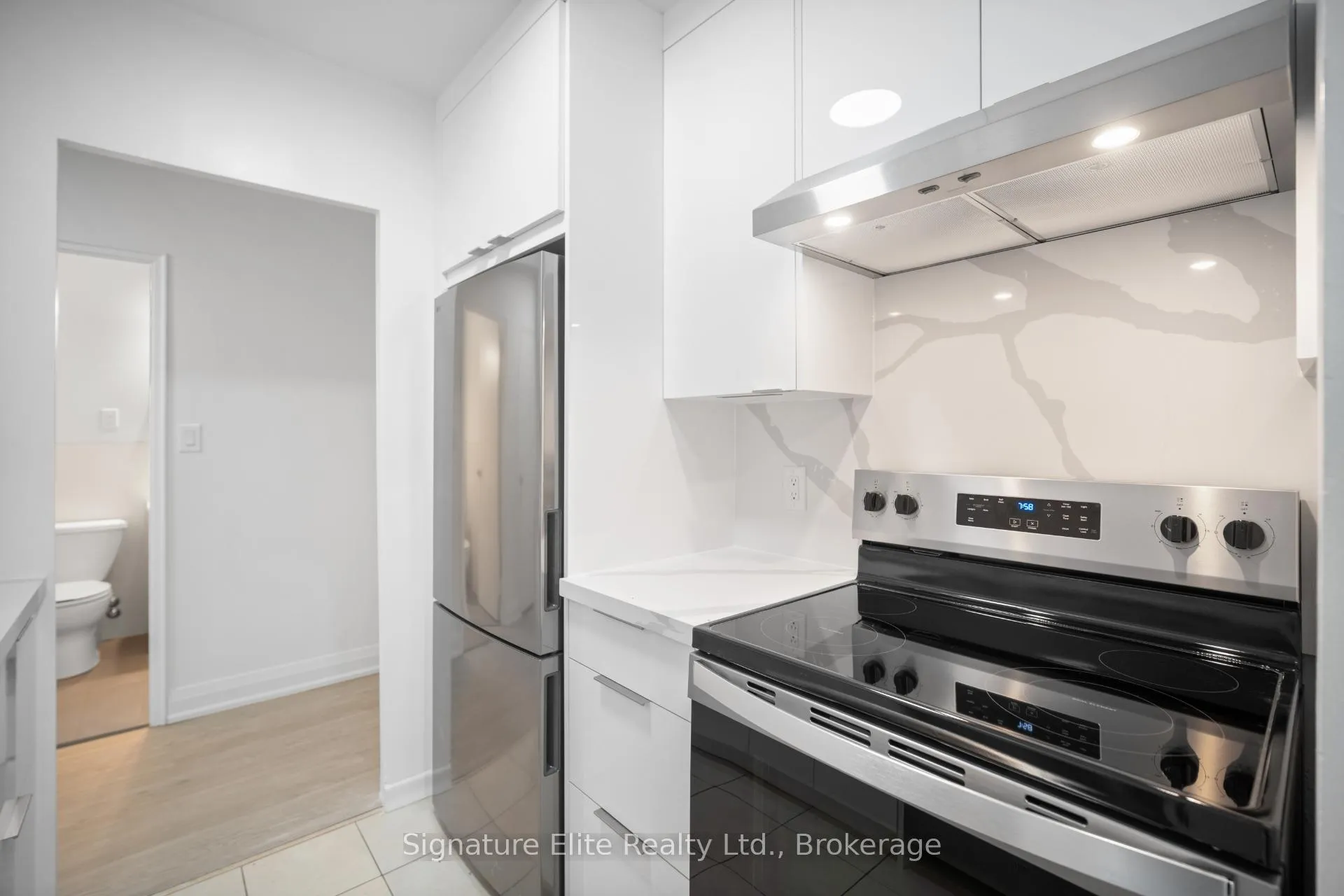 Photo 1 of Unit 303, 345 Lonsdale Road, Toronto, Forest Hill South — HOMEH