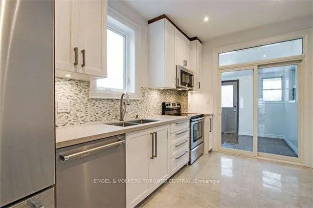Photo 7 of 520 Eastern Avenue, Toronto, South Riverdale — HOMEH