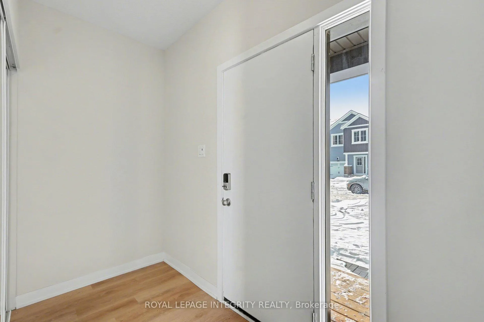 Photo 3 of 433 Mortar Terrace, Ottawa, Kanata - Rural Kanata (Central) — HOMEH