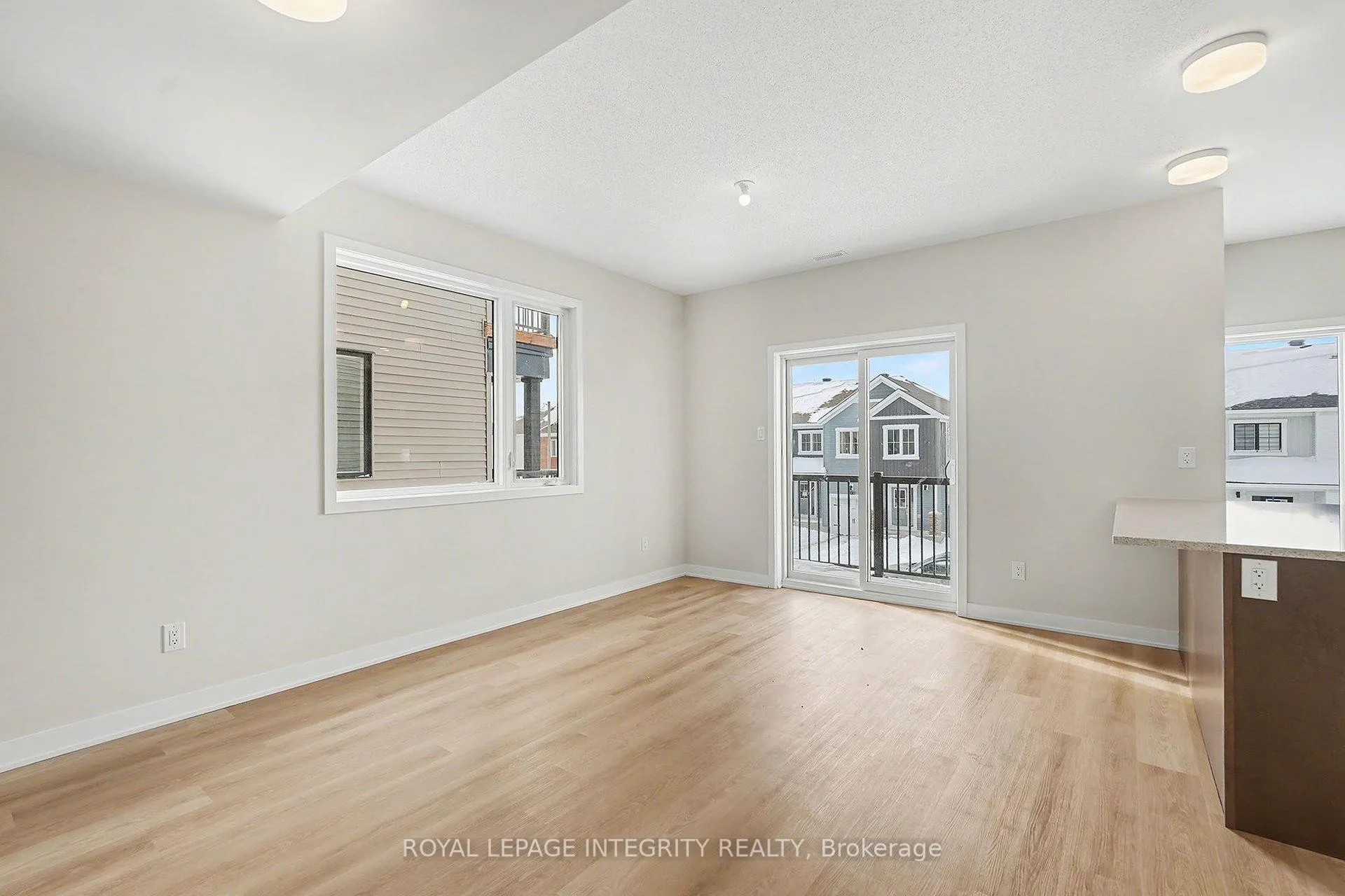 Photo 5 of 433 Mortar Terrace, Ottawa, Kanata - Rural Kanata (Central) — HOMEH