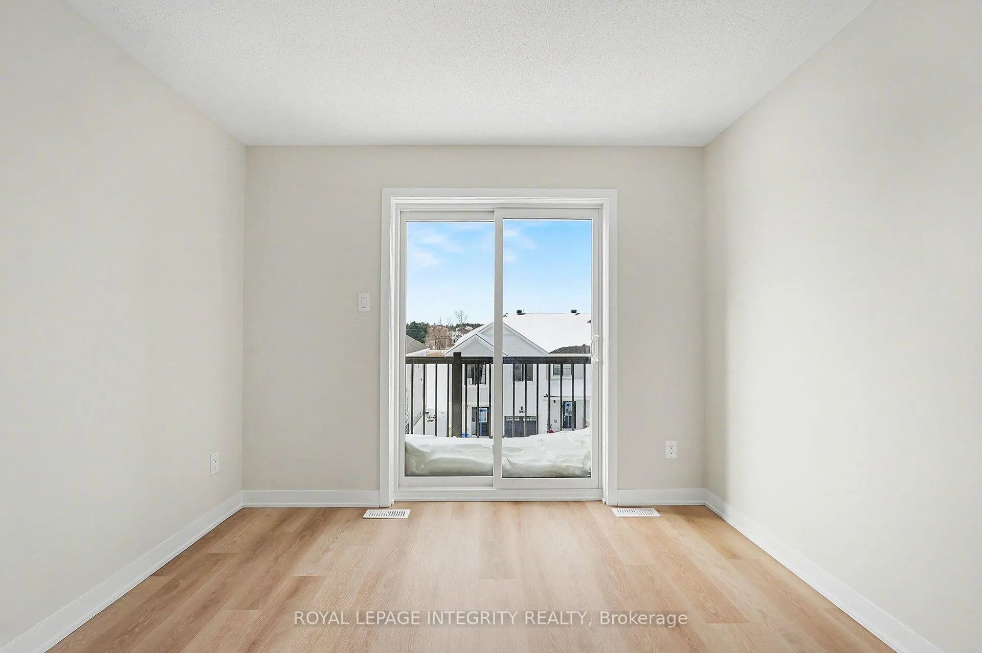 Photo 20 of 433 Mortar Terrace, Ottawa, Kanata - Rural Kanata (Central) — HOMEH