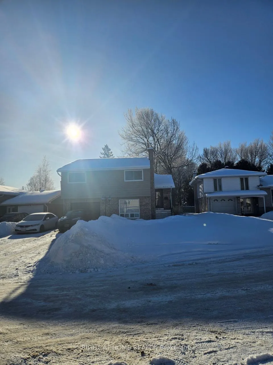 Photo 9 of 27 Shore Acres Boulevard, North Bay, Ferris — HOMEH