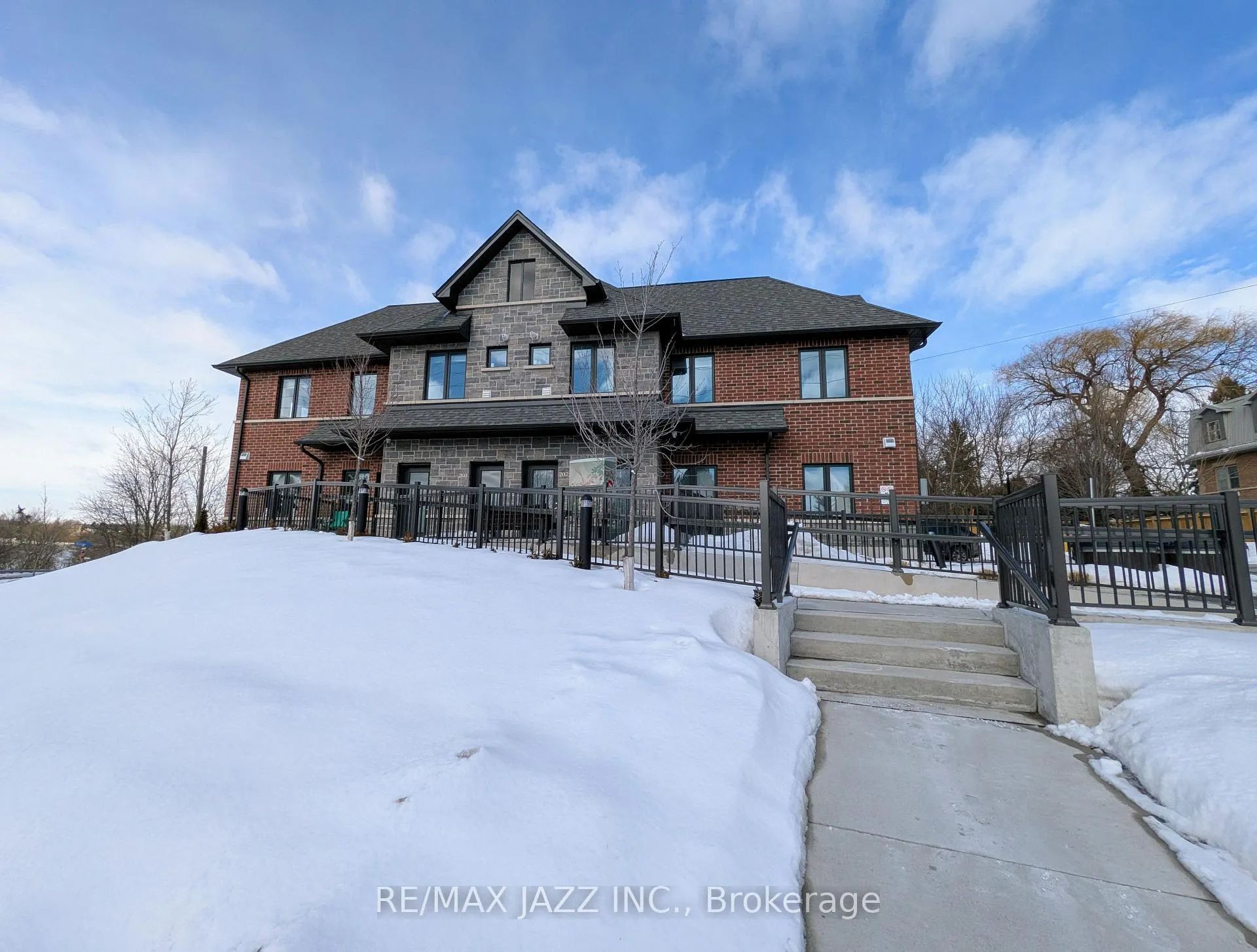 Photo 1 of Unit 201, 750 King Street E, Oshawa, Eastdale — HOMEH