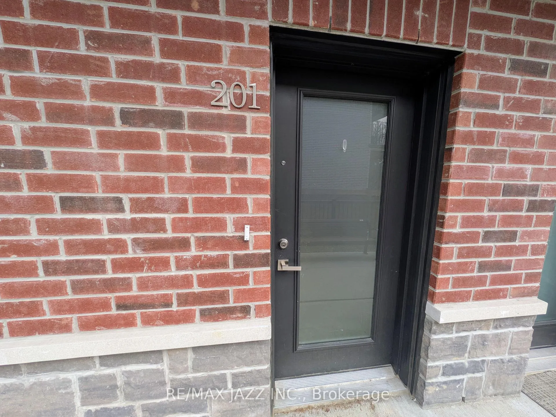 Photo 4 of Unit 201, 750 King Street E, Oshawa, Eastdale — HOMEH