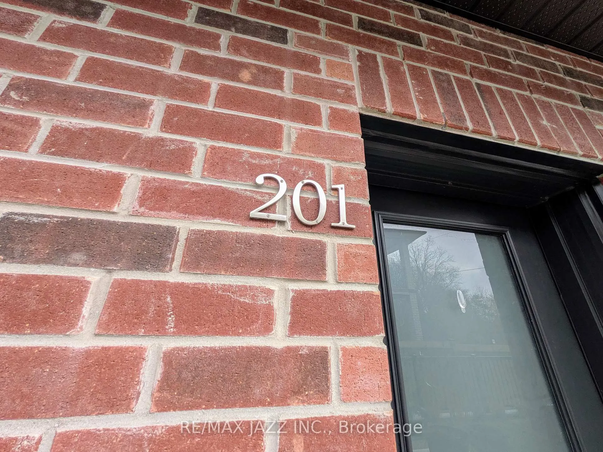 Photo 5 of Unit 201, 750 King Street E, Oshawa, Eastdale — HOMEH