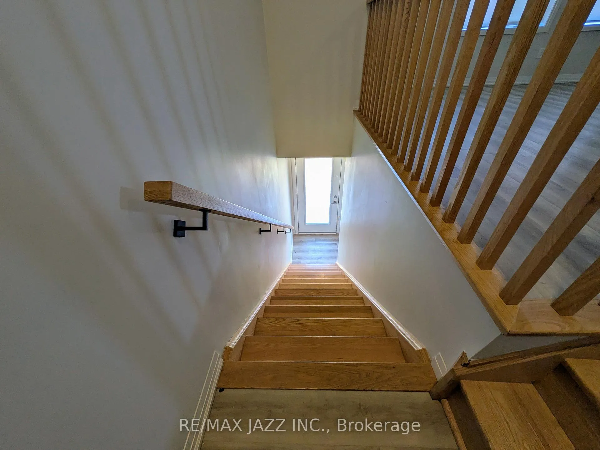 Photo 6 of Unit 201, 750 King Street E, Oshawa, Eastdale — HOMEH