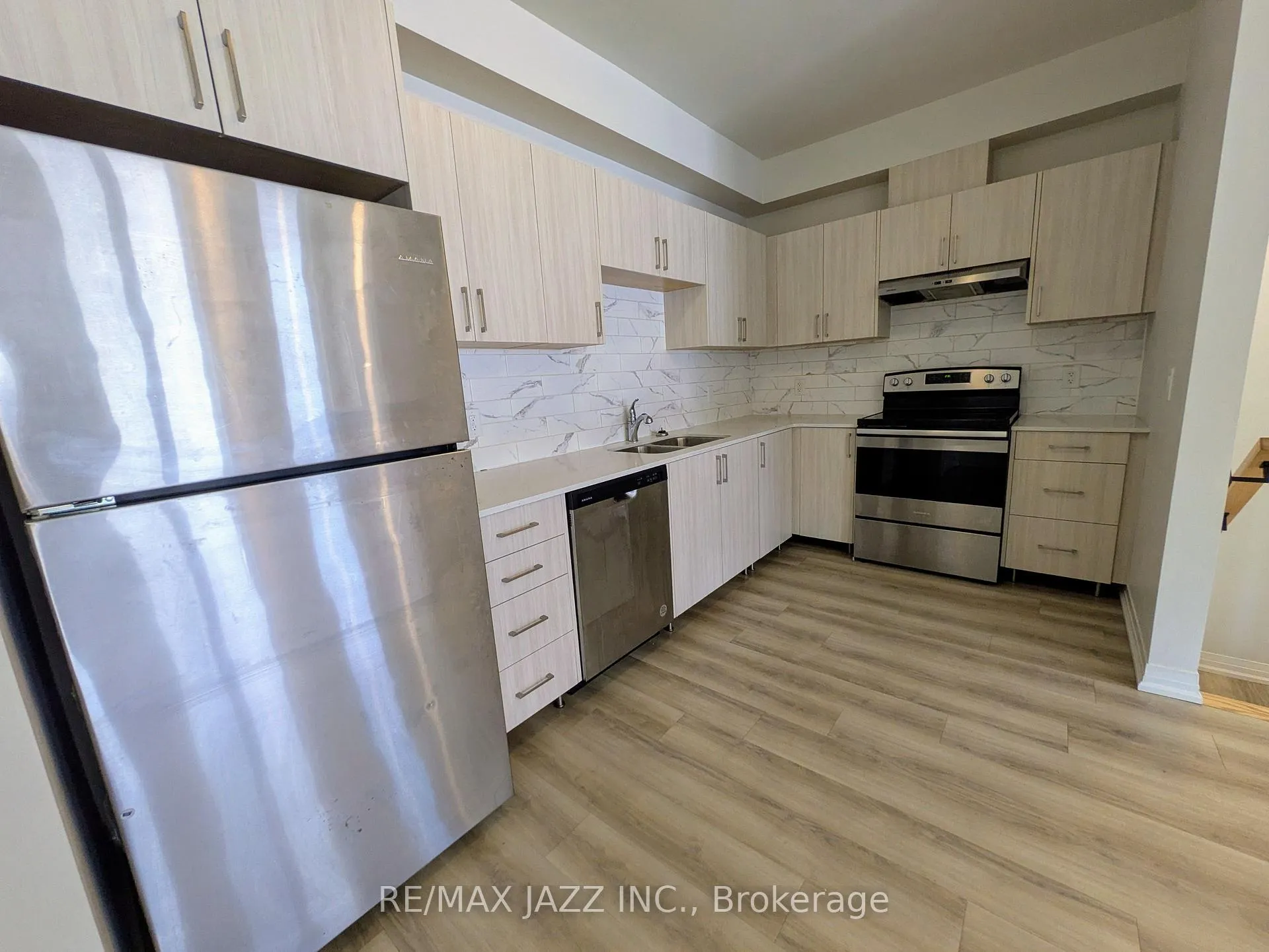 Photo 12 of Unit 201, 750 King Street E, Oshawa, Eastdale — HOMEH