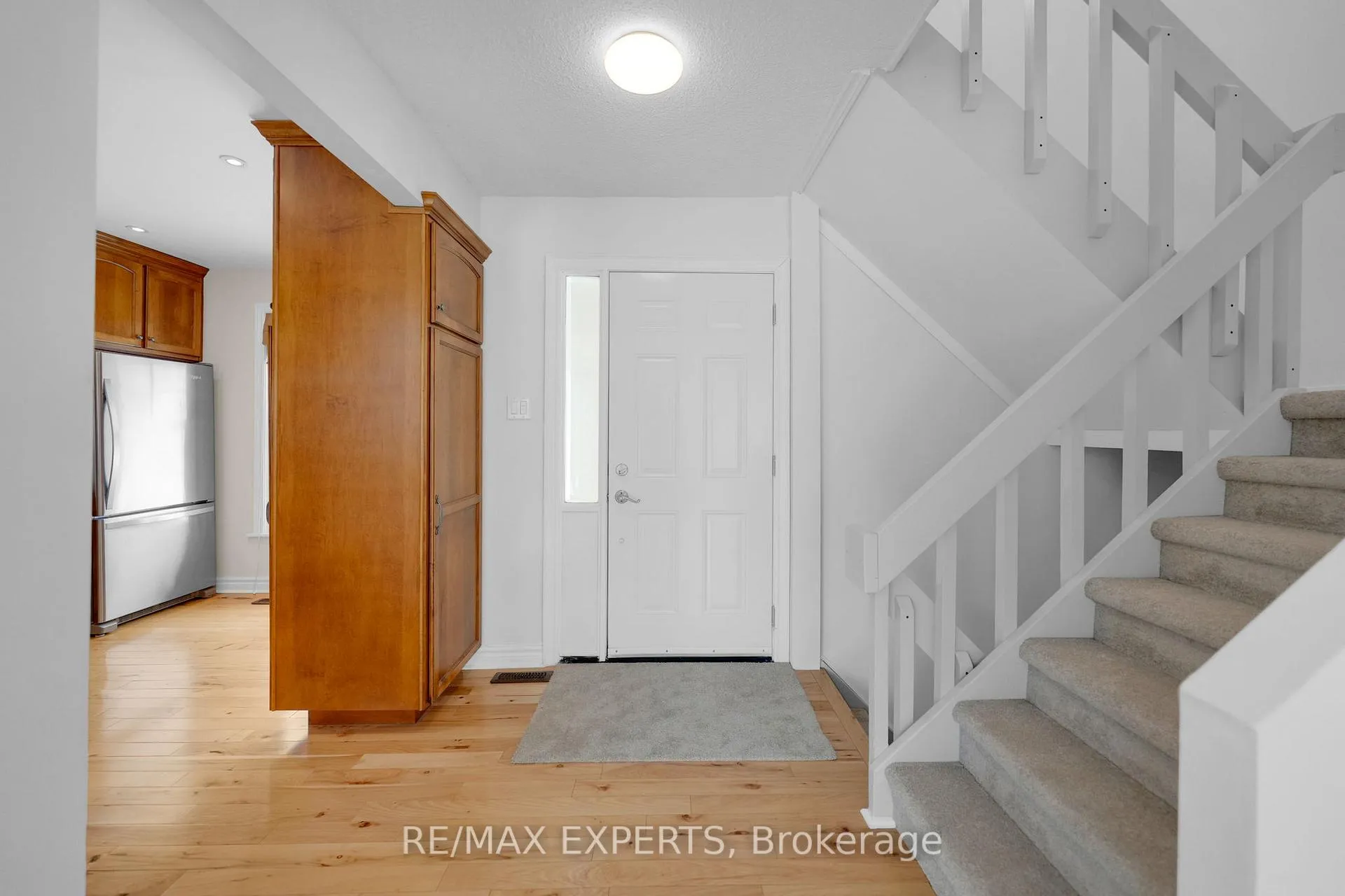 Photo 3 of 80 Downey Drive, Caledon, Bolton East — HOMEH