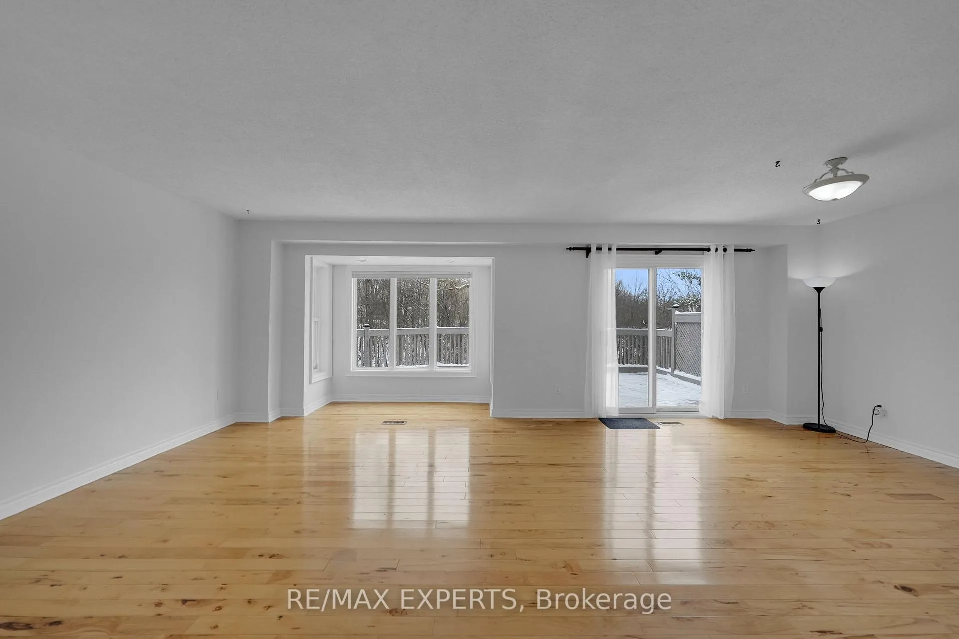 Photo 8 of 80 Downey Drive, Caledon, Bolton East — HOMEH