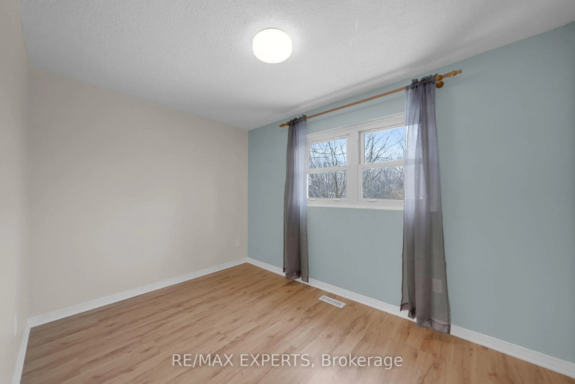 Photo 19 of 80 Downey Drive, Caledon, Bolton East — HOMEH