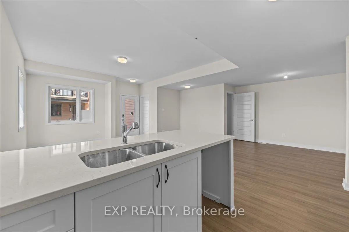 Photo 12 of 614 Tobiano Private, Ottawa, Stittsville (South) — HOMEH