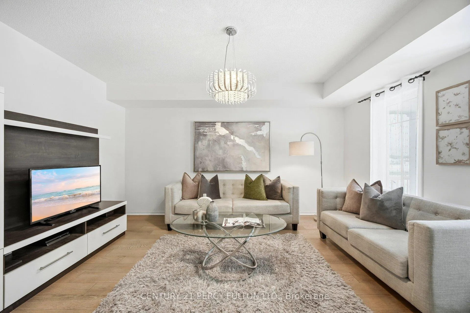 Photo 3 of 87 Ainley Road, Ajax, Central East — HOMEH