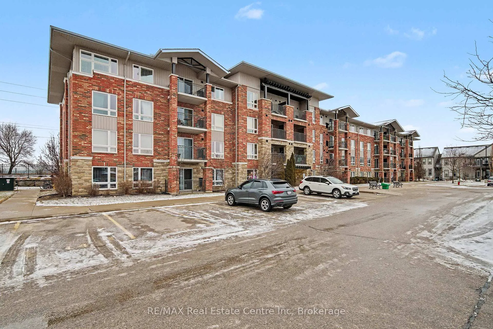 Front of Unit 307, 19 Waterford Drive