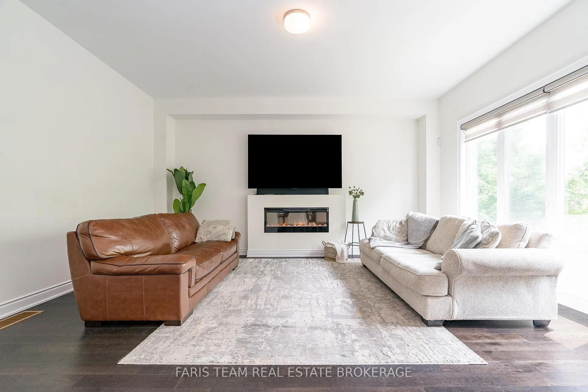 Photo 14 of 1425 Blackmore Street, Innisfil, Alcona — HOMEH