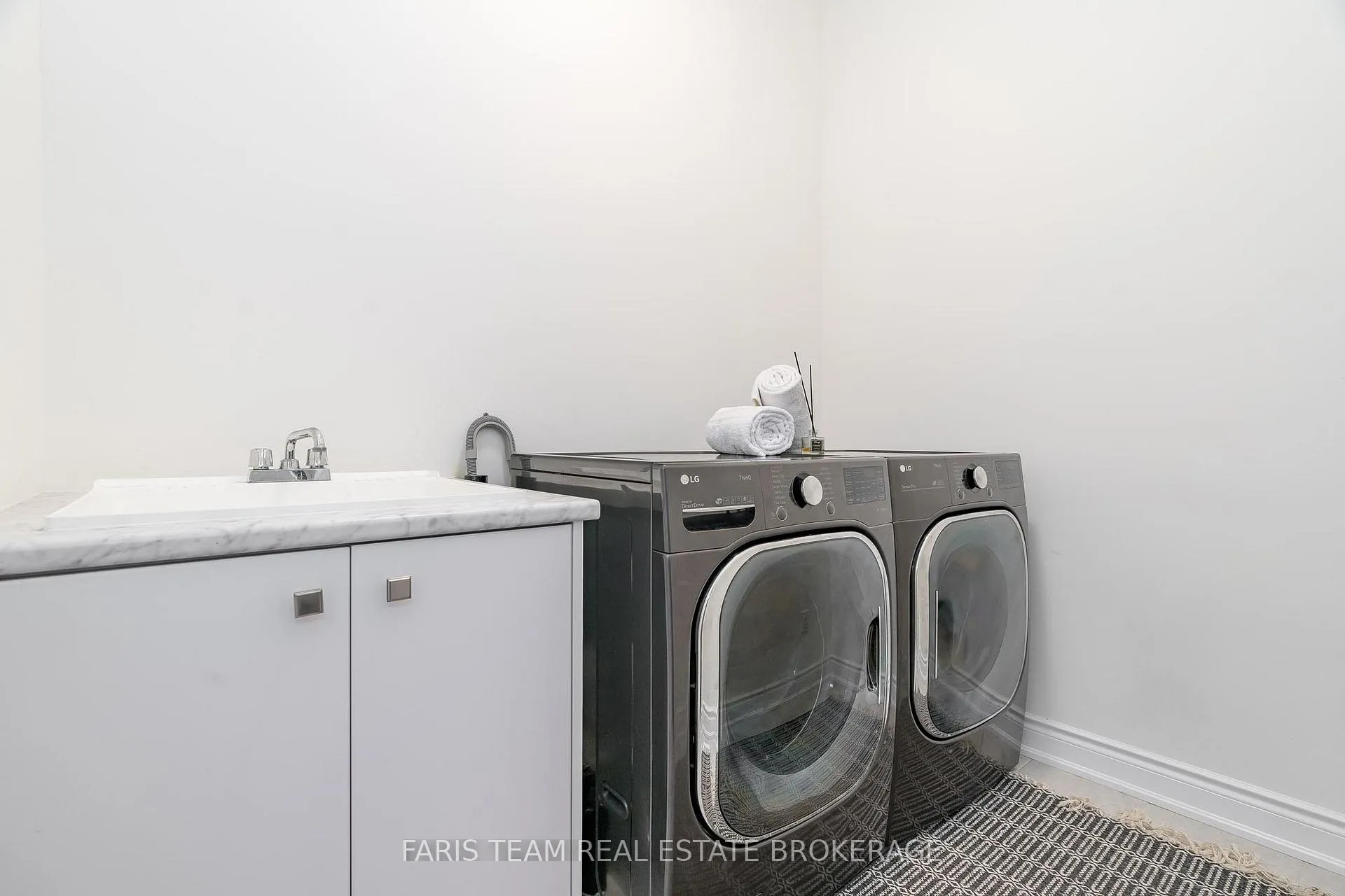 Photo 22 of 1425 Blackmore Street, Innisfil, Alcona — HOMEH