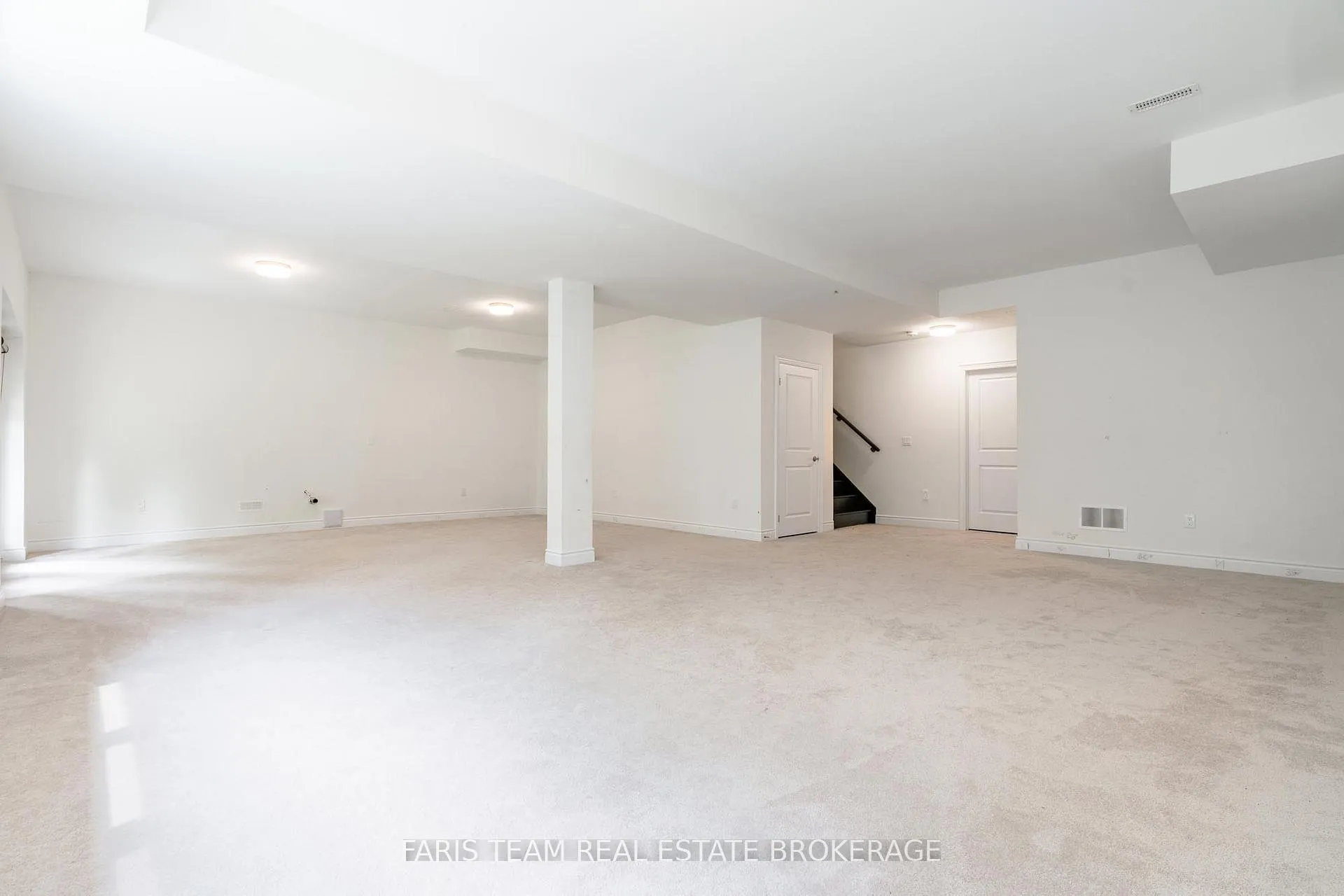 Photo 36 of 1425 Blackmore Street, Innisfil, Alcona — HOMEH