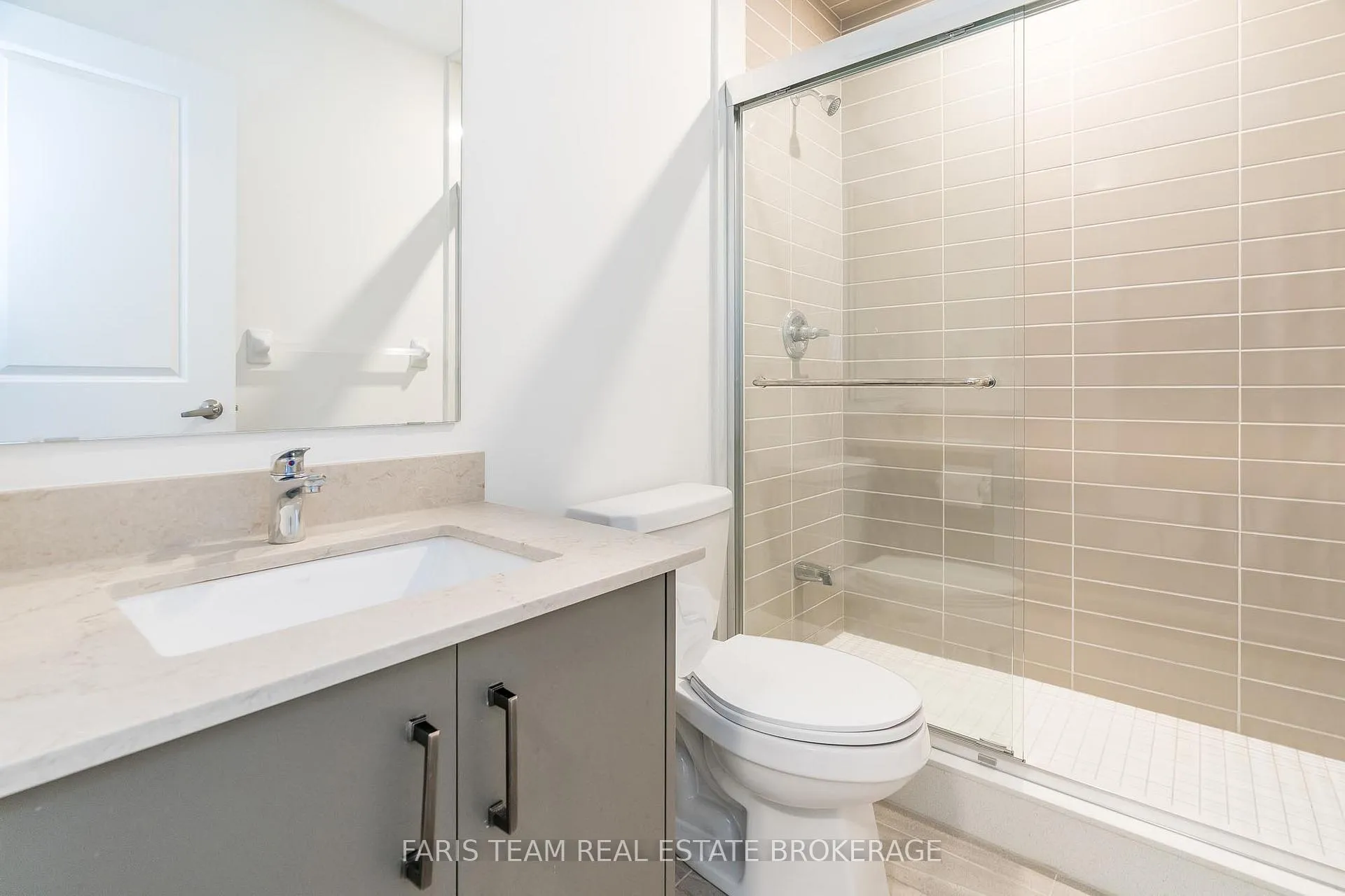 Photo 38 of 1425 Blackmore Street, Innisfil, Alcona — HOMEH