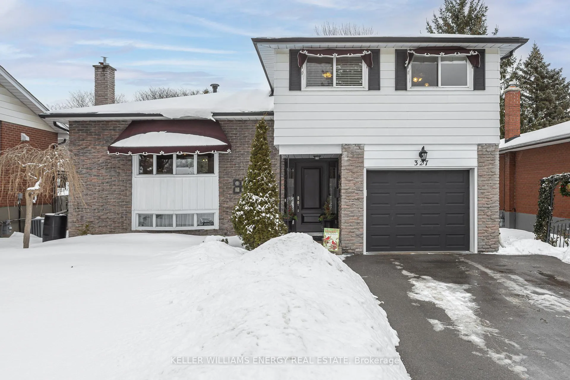 Front of 327 Keewatin Street S