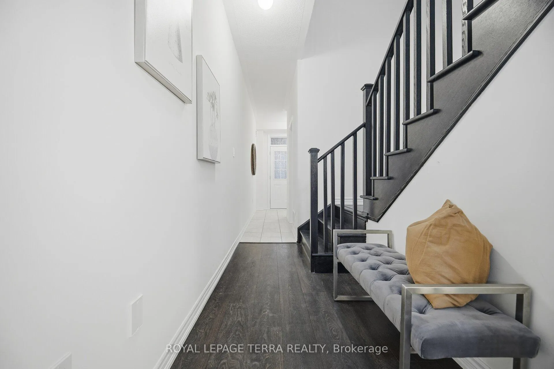 Photo 15 of 29 Tamworth Terrace, Barrie, Rural Barrie Southeast — HOMEH