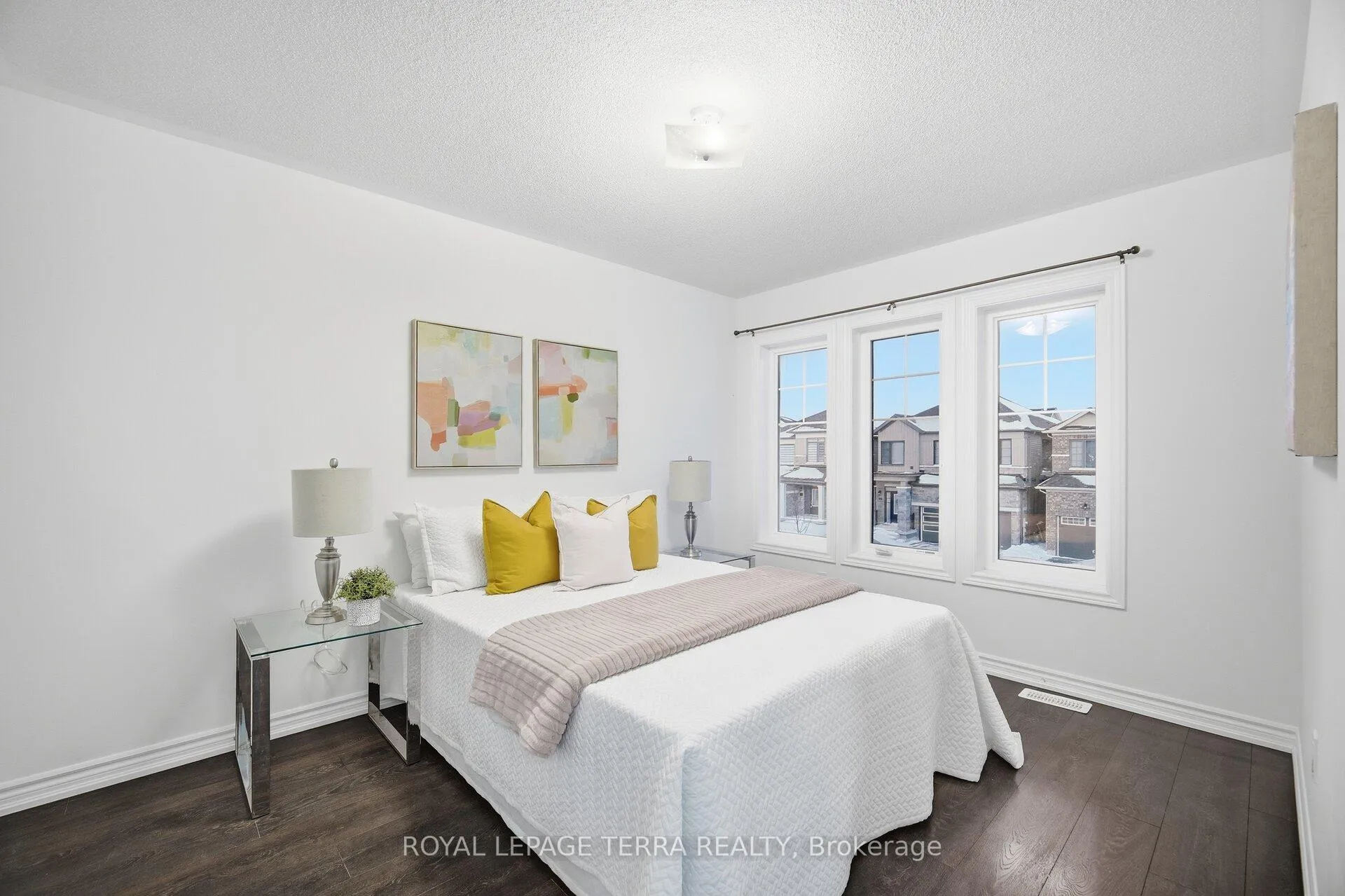 Photo 22 of 29 Tamworth Terrace, Barrie, Rural Barrie Southeast — HOMEH