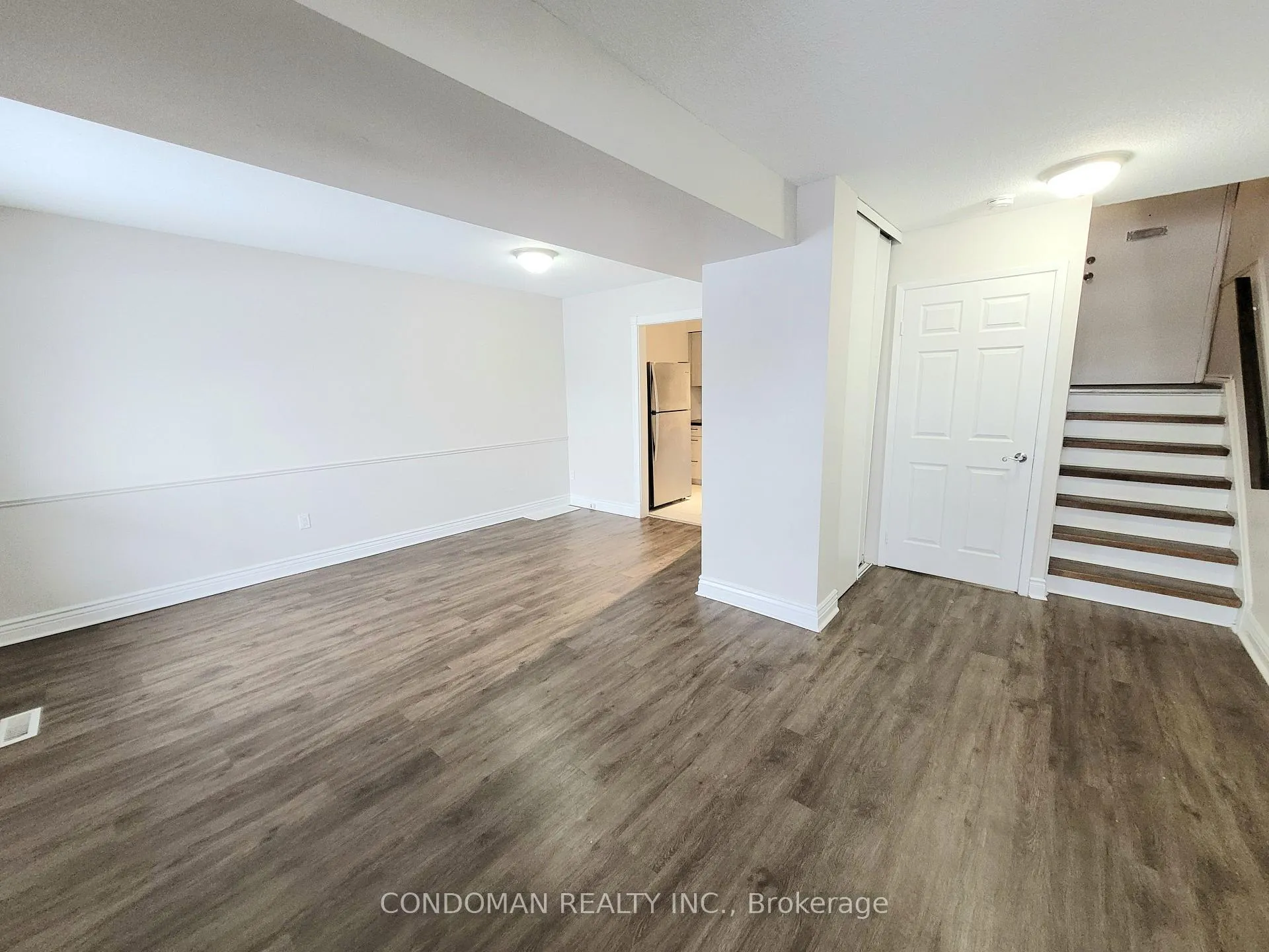Photo 2 of Unit 15, 477 Dean Avenue, Oshawa, Central — HOMEH