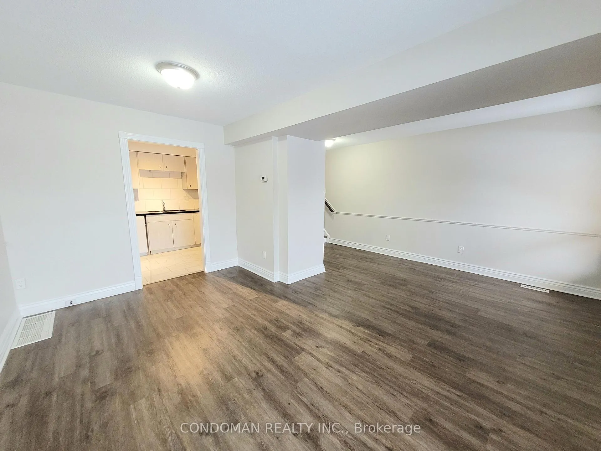 Photo 3 of Unit 15, 477 Dean Avenue, Oshawa, Central — HOMEH