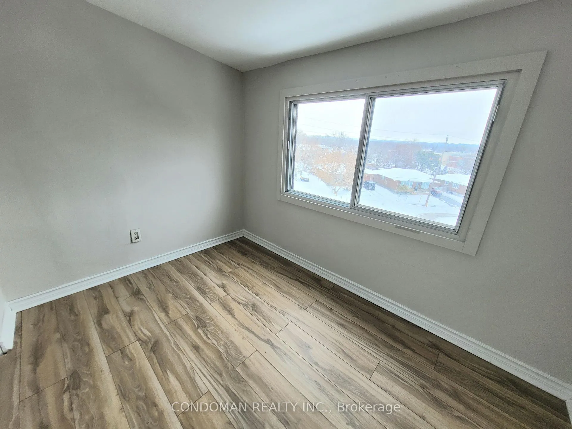 Photo 12 of Unit 15, 477 Dean Avenue, Oshawa, Central — HOMEH