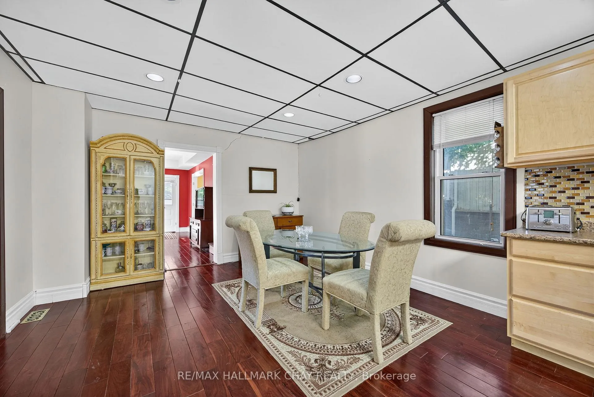 Photo 12 of 9 Maria Street, Springwater, Elmvale — HOMEH