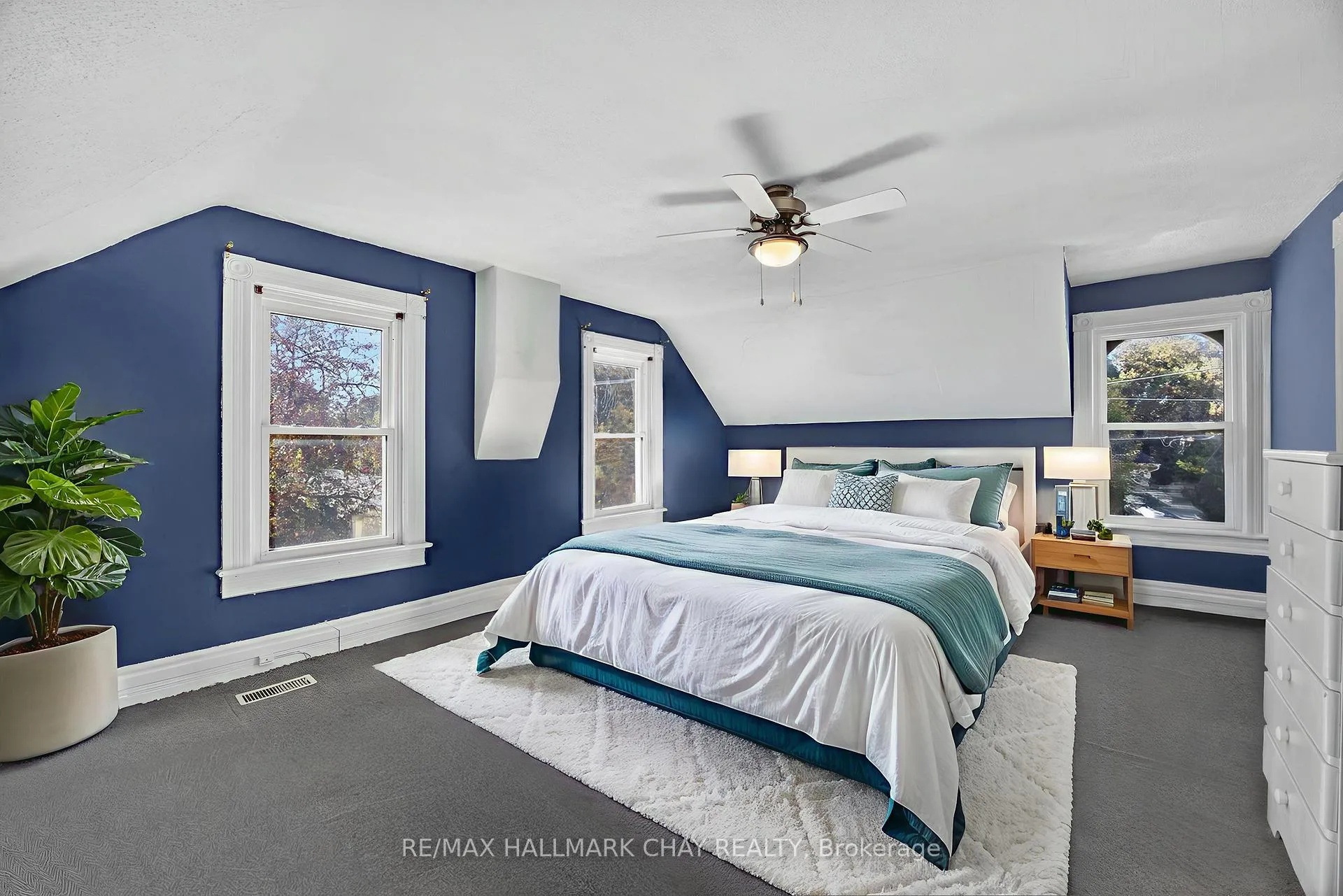 Photo 16 of 9 Maria Street, Springwater, Elmvale — HOMEH