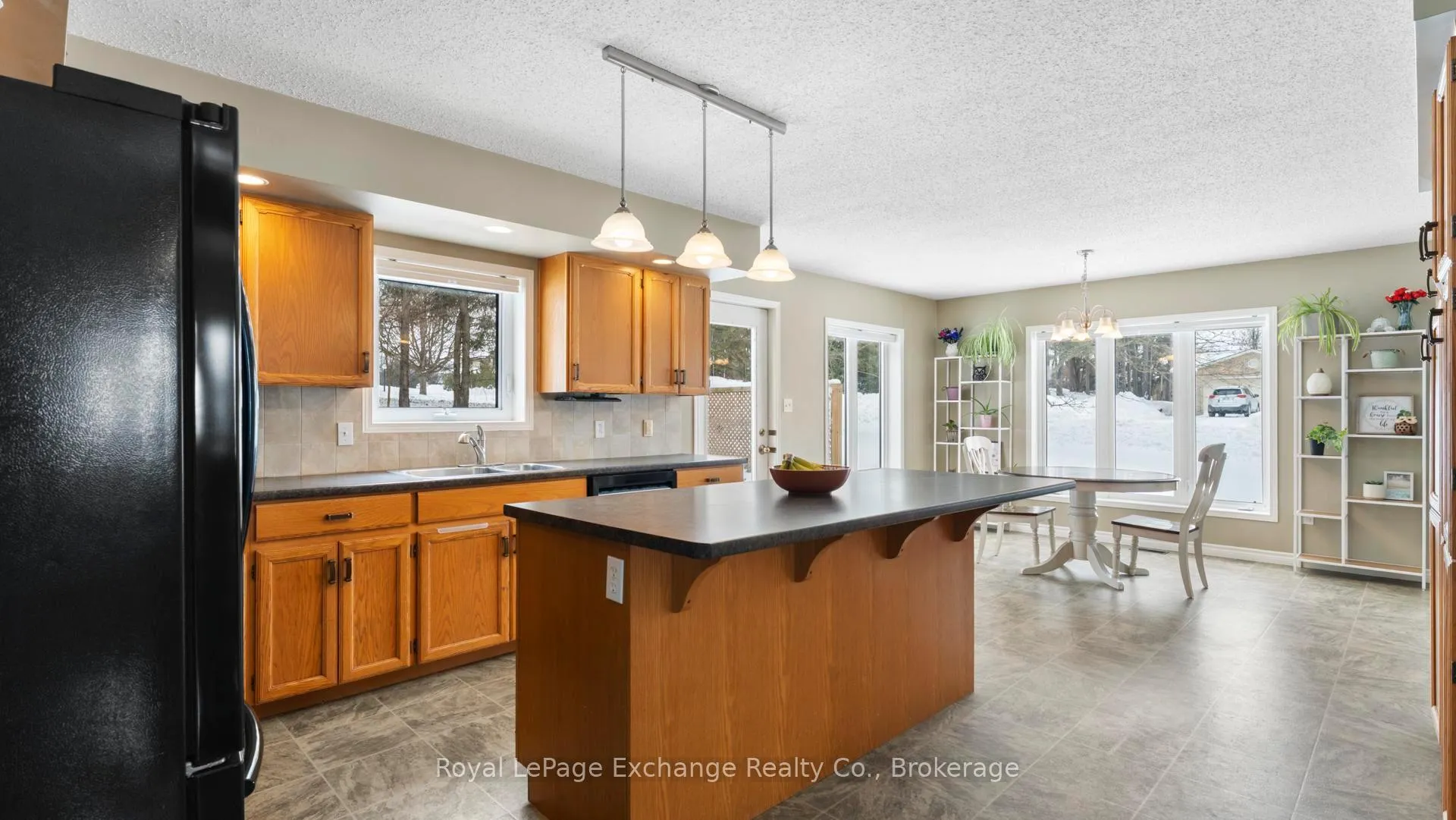 Photo 7 of 937 Kris Street, Huron-Kinloss — HOMEH